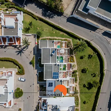 Дом отдыха #220 Windmill Hill Pool & Views Албуфейра